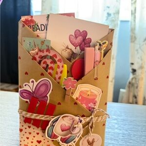 Valentine’s Day Blind With Date Gift Set